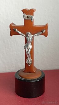 Krížik -bakelit - 2