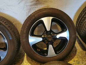 Smart Fortwo (W453) - orig. 15" alu disky s letnými pneu - 2