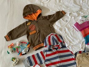 Balík oblečenia a hračky pre chlapca veľkosť 74 - 2