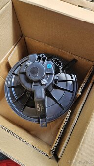 Vnútorný ventilátor 60e9005 jpn - 2
