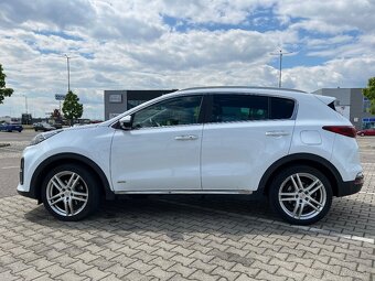 Kia SPORTAGE 2021 2.0 CRDI, 56 663 km, TOP STAV, v záruke - 2
