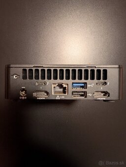 Intel NUC 12 Pro (NUC12WSKi7) - 2