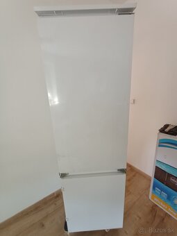 Vstavaná chladnička s mrazničkou Whirlpool - 2