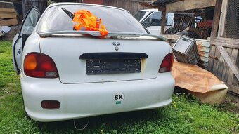 Hyundai accent - 2