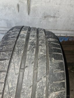Hankook 225/45 R17 - 2