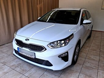 Kia Ceed SW kombi Automat - 2