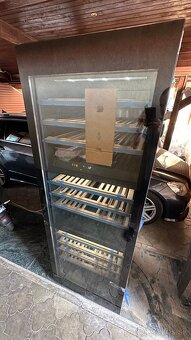 Vinoteka MIELE KWT 6833 SG Nova Cena bola 6300 eur teraz 299 - 2