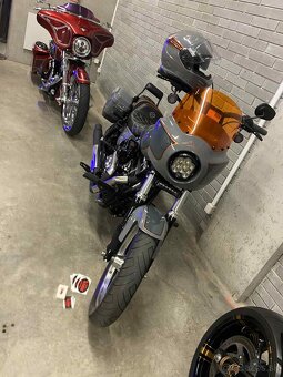 Harley Davidson Dyna Low rider - 2