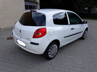 Predám Renault Clio 1.2. benzín 48 kw rok 2008 - 2