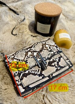 Menšia crossbody kabelka hadí vzor - 2