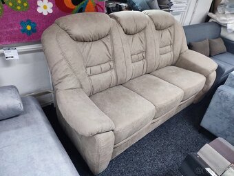 Výnimočne komfortný štýlový 3-sed s lôžkom - 2