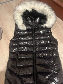 Predam značkovú vestu - 2