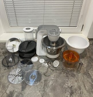 Bosch MUM 58243 1000W kuchynský robot - 2