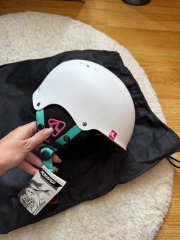 Prilba na snowboard nová - 2