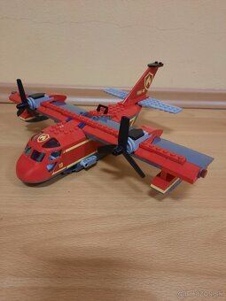 Lego City 60217 - Fire Plane - 2