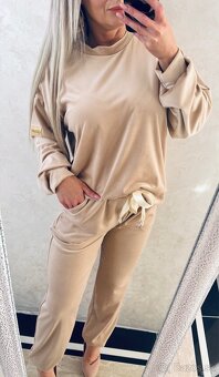 Damska talianska velurova suprava beige - 2