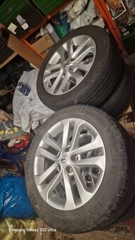 Originál Nissan eletrony R17 - 2