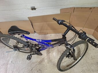 Celoodpružený bicykel - 2