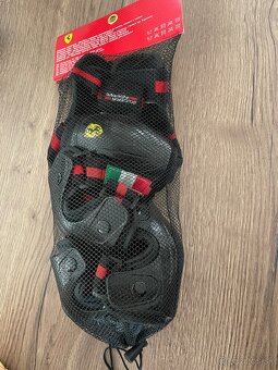 Detske chrániče Ferrari - 2