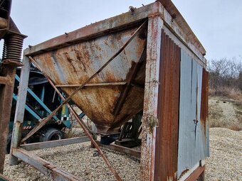 Predám násypník - cca 10 m3 - 2