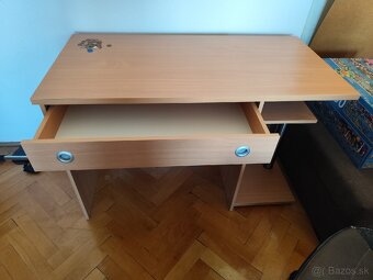 Písací stolík na predaj - 2