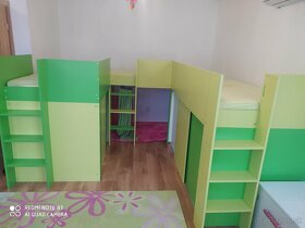 detské postele v tvare U s úložným priestorom a hracou areou - 2
