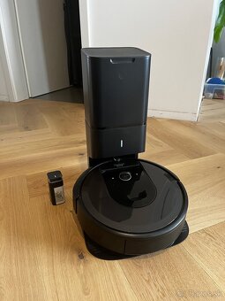 Roomba i7+ s dokovacou stanicou - 2