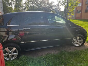 Predam Mercedes 170b - 2