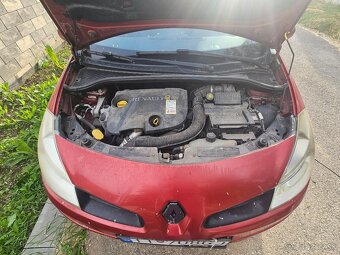 Renault clio 1.5 diesel - 2