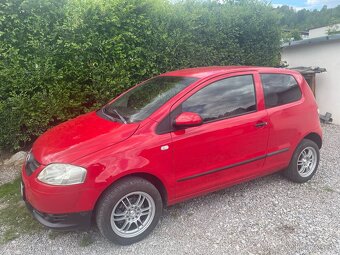 Volkswagen Fox - 2