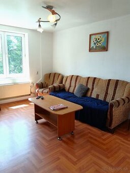 Na predaj 2,5 izbový byt | 56 m2 | Sládkovičova | SL - 2