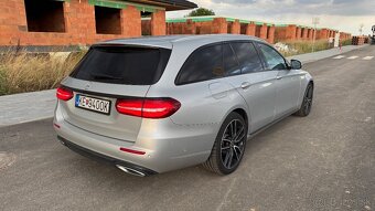 Mercedes-Benz E200d - 2