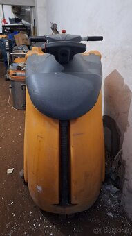 TASKI Swingo XP - 2