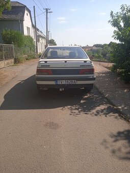 Peugeot 405 GLD . - 2