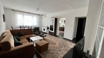 NOVO ZREKONŠTRUOVANÝ KOMPLETNE ZARIADENÝ 4-IZB. BYT S LOGGIO - 2