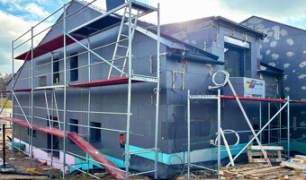 LUXUSNÁ VILA - RODINNÝ DOM KOLIBA - výhľad na HRAD A SLAVÍN - 2