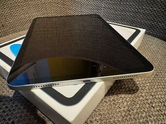 Apple iPad 11” 2025 128gb 27 cyklov 100% baterka - 2