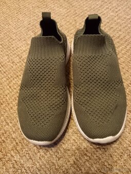 Detská plátená obuv č. 34 - 2