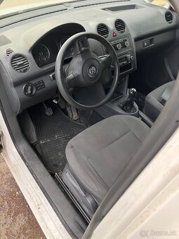 Rozpredam vw Caddy maxi 2013 1.6 bifuel CHGA - 2