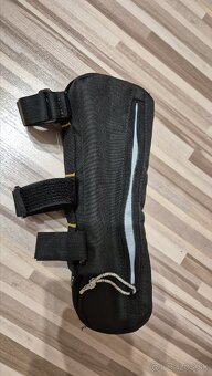 Taška na rám bicykla 1,5 ACTV 100 čierna - 2