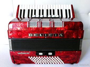 Predam akordeon Delicia Arnaldo 72 bas. - 2
