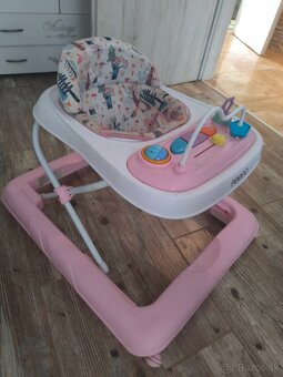 Detské chodítko - 2