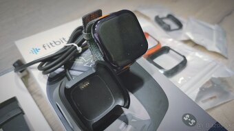 Smart hodinky Fitbit Versa 2 - 2