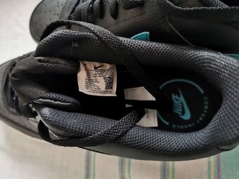 Predam panske tenisky - 2