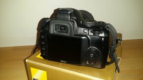Nikon D3000 + objektív Nikon AF-S Nikkor 18-105mm f/3.5-5.6G - 2