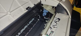 Canon imagePROGRAF iPF670
- 2