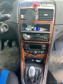 Peugeot 307 2001 benzín - 2