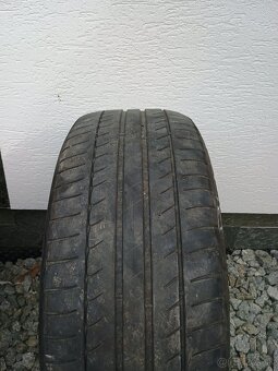 Predám 4x letné pneumatiky 215/50 R17 Michelin - 2
