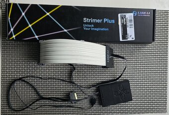 Lian Li Strimer plus 24-Pin RGB + ovládač - 2