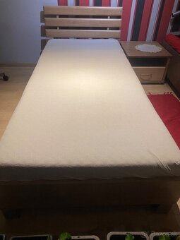 Predám posteľ 90x200 - 2